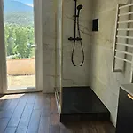 Apartment Avec Jardin Privatif